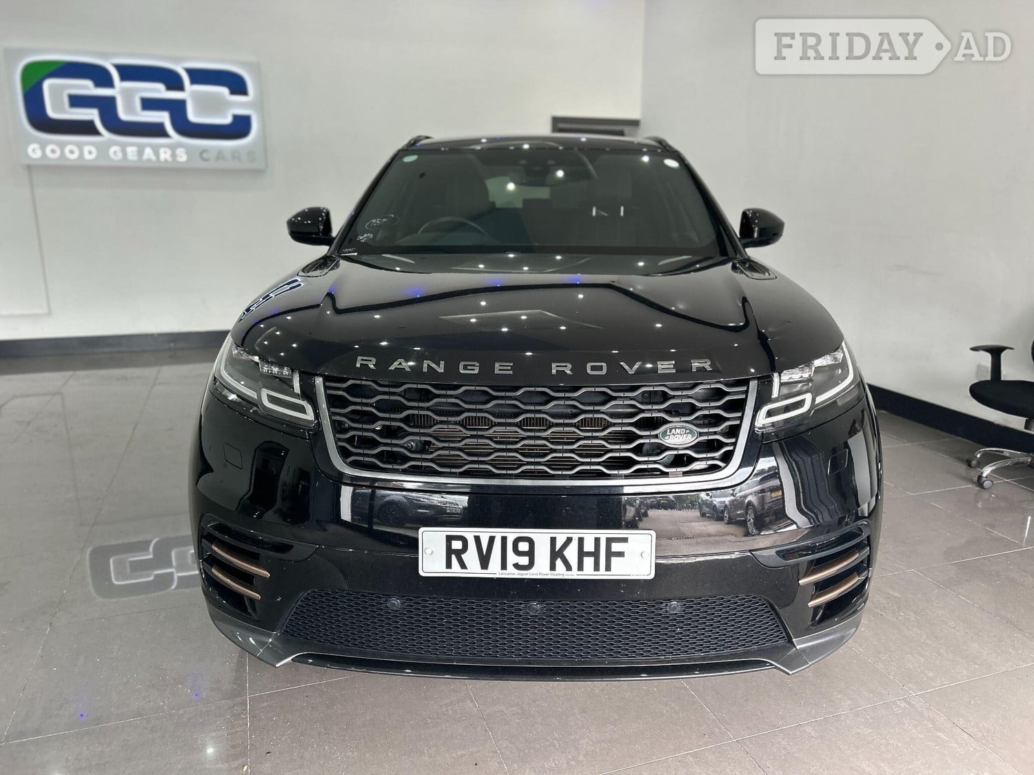 Land Rover Range Rover Velar 2019 - Cars in Stockport