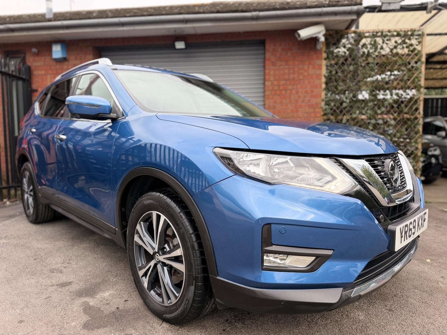 [ berth ]Nissan X-Trail