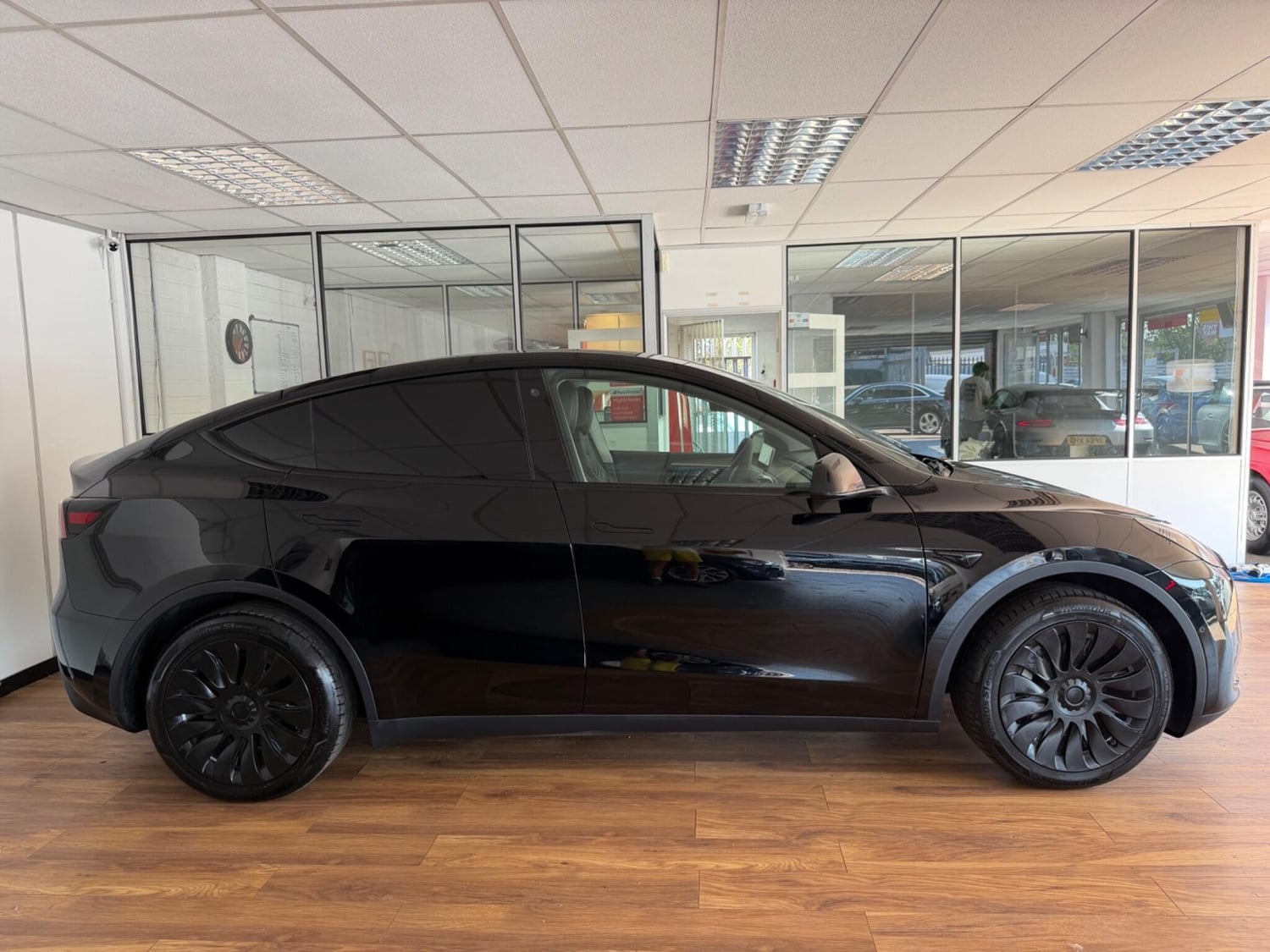 Tesla Model Y Sandhurst