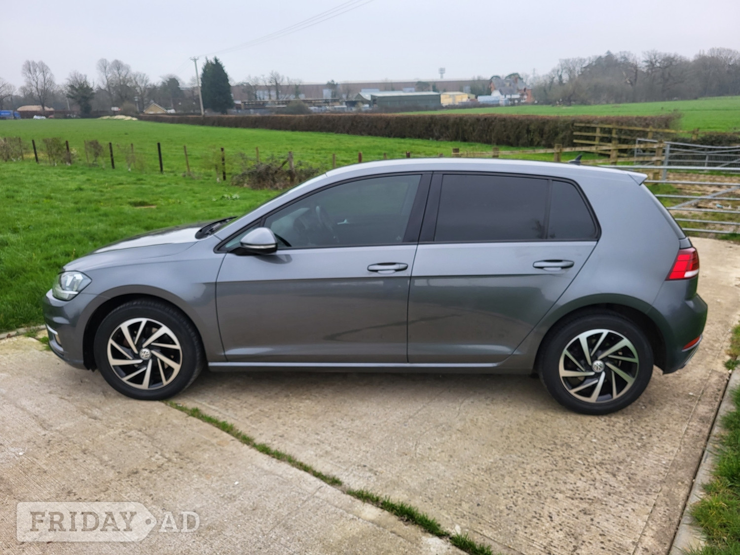 [ berth ]Volkswagen Golf