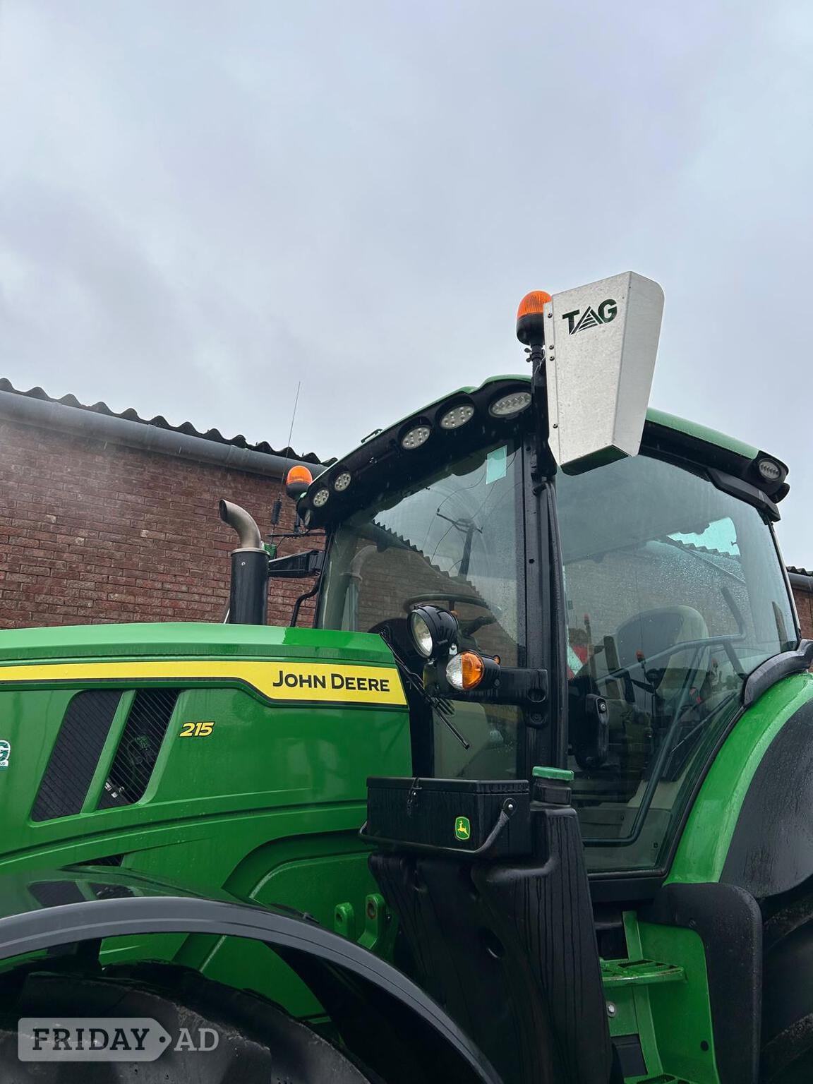 [ berth ]John Deere 6R 215
