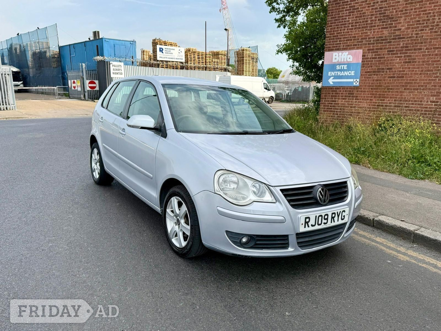 Volkswagen Polo 2009 in Wembley