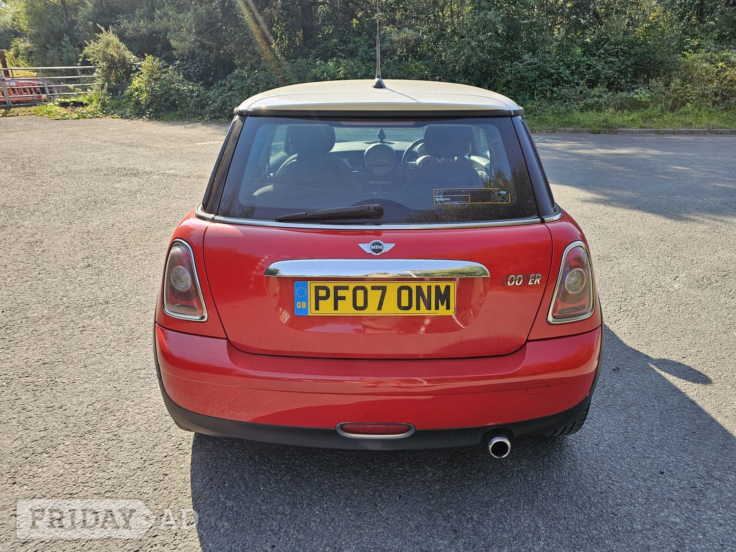 Mini Hatch Cooper 2007 - Cars in Wimborne