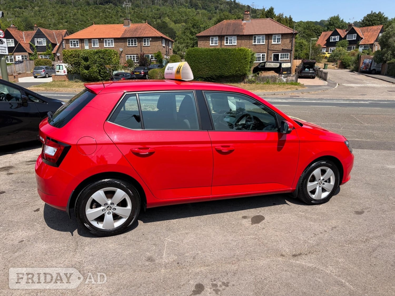 Skoda Fabia 2017 - Cars in Betchworth