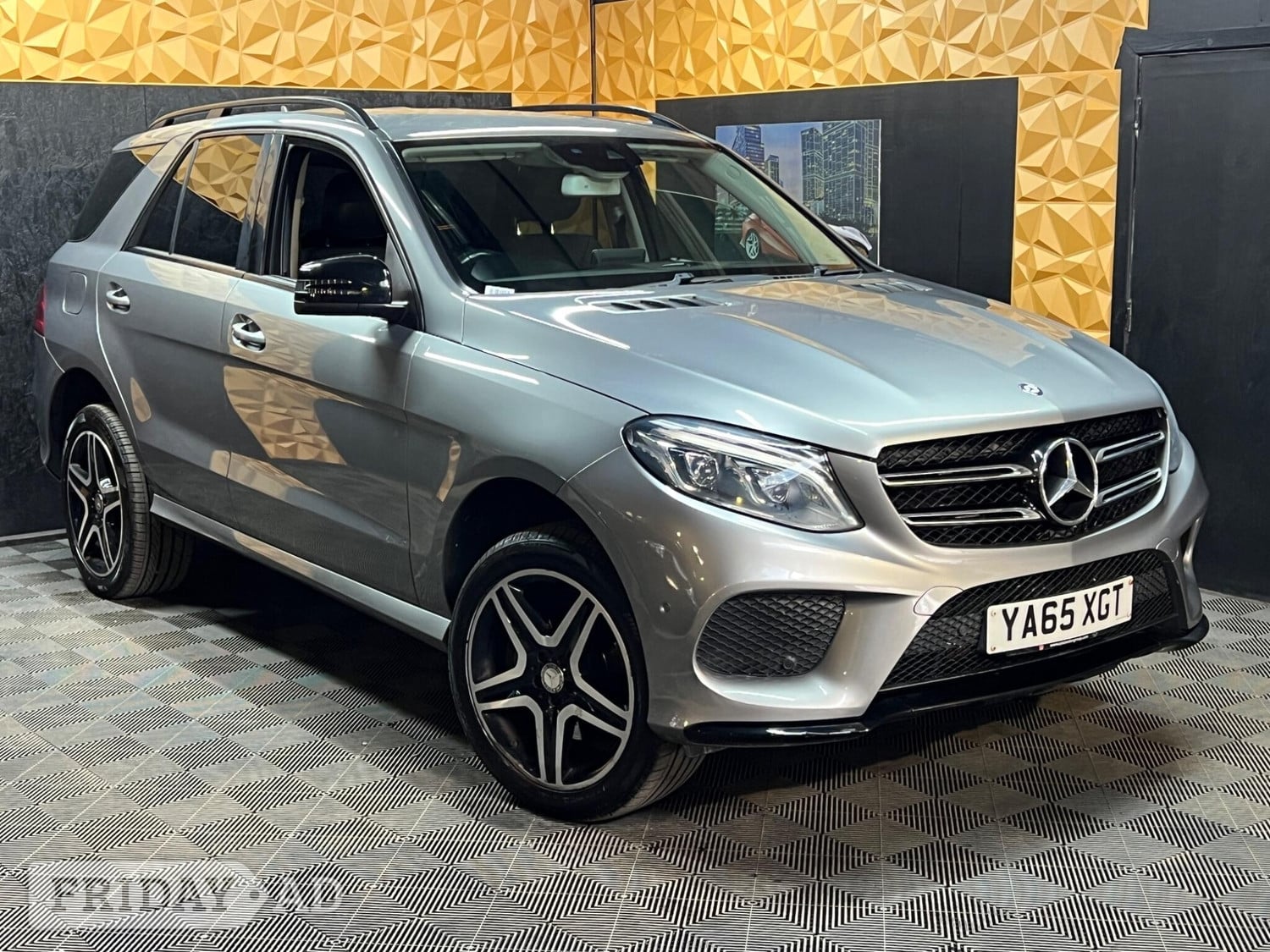 Mercedes-Benz GLE 2016 - Cars