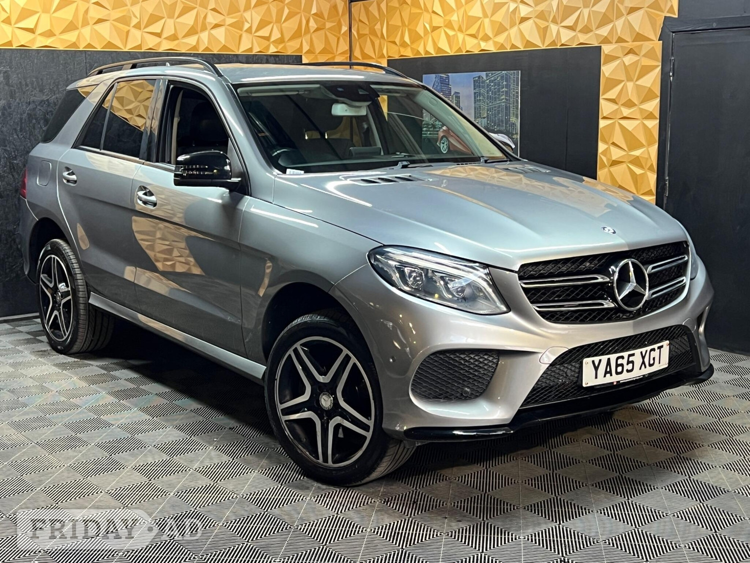 Mercedes-Benz GLE 2016 - Cars
