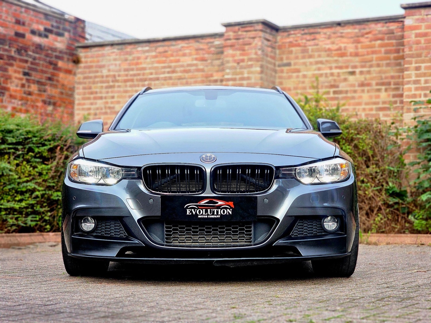 [ berth ]BMW 3 Series