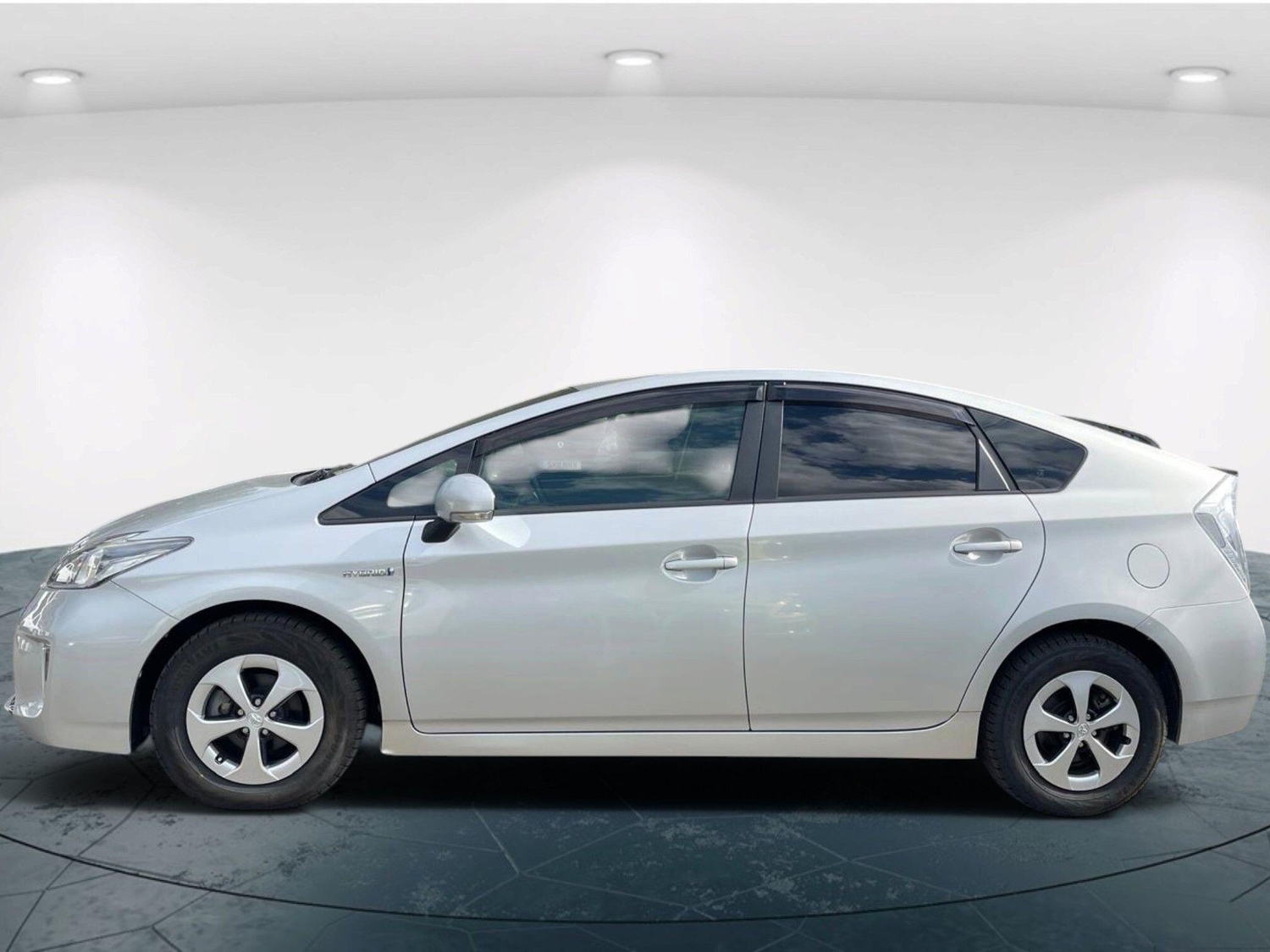 Toyota Prius 2015 - Cars