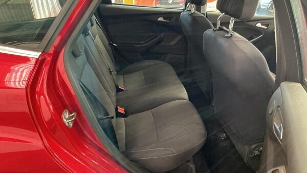 [ berth ]Ford Focus