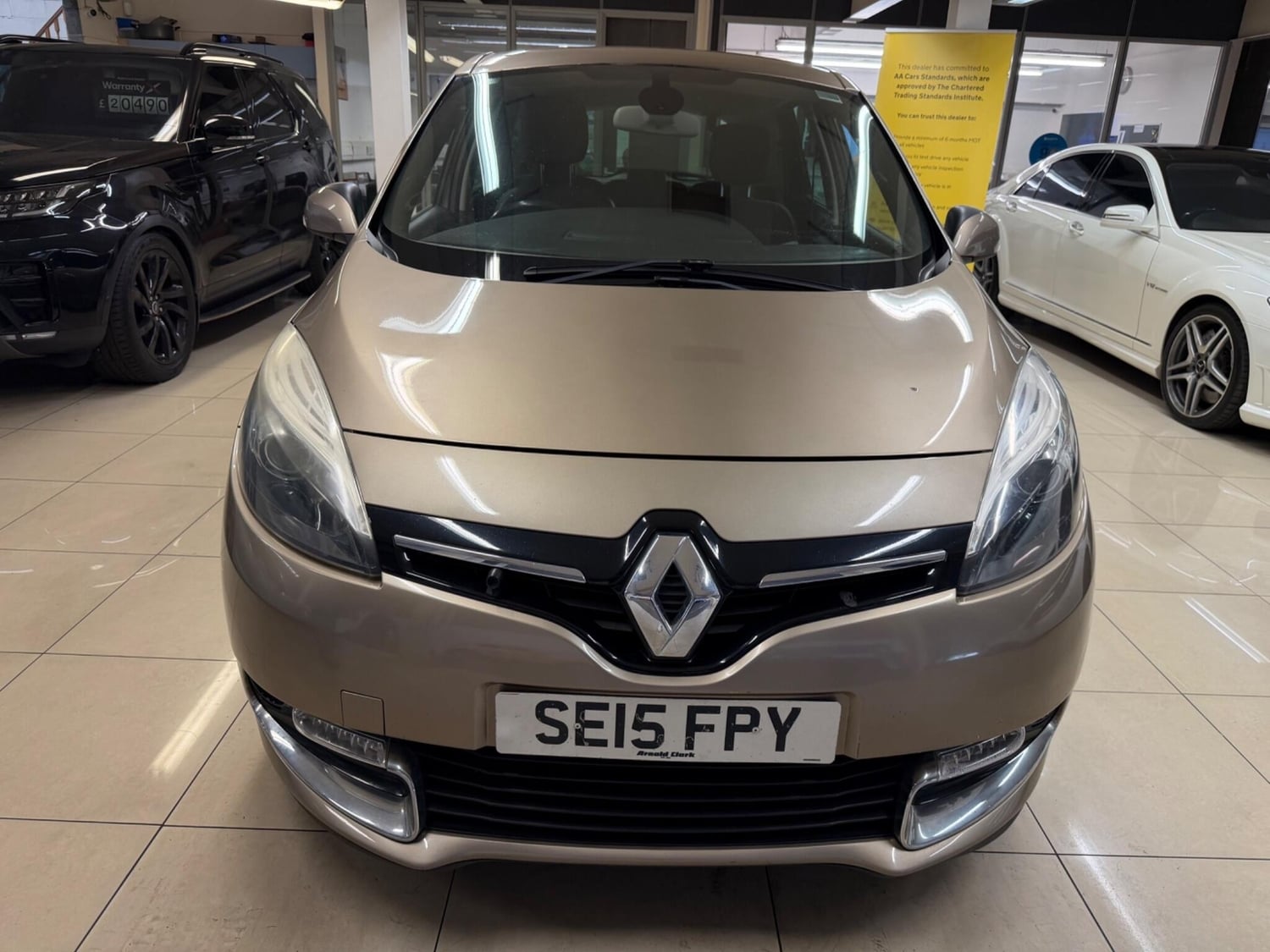[ berth ]Renault Scenic