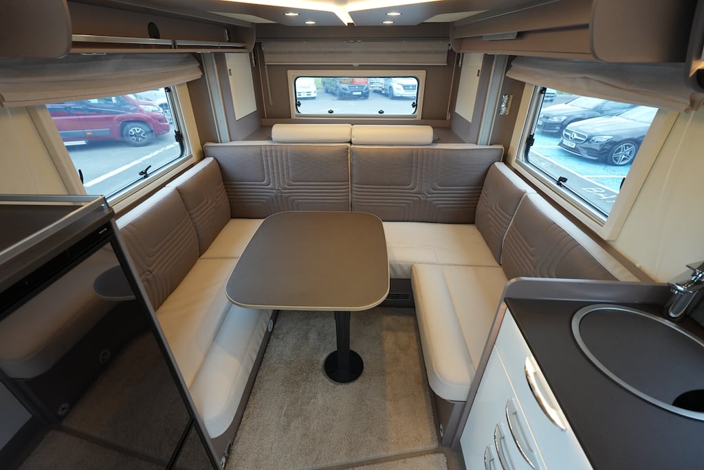 Burstner Lyseo TD Harmony Line 644 G CITROEN 4 BERTH 4 TRAVEL SEAT MOTORHOME Haywards Heath