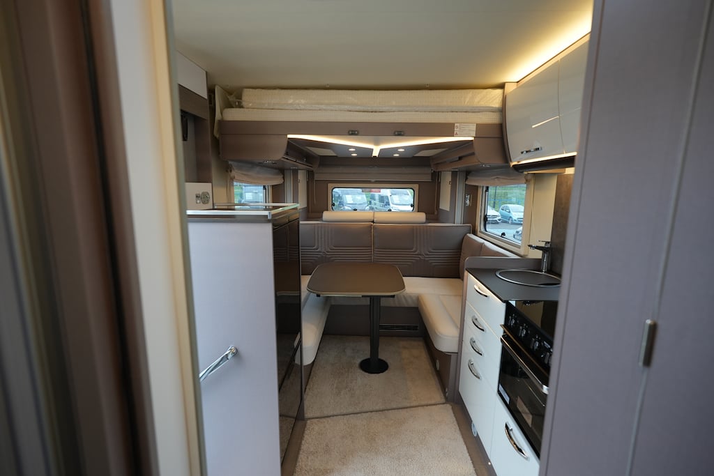 Burstner Lyseo TD Harmony Line 644 G CITROEN 4 BERTH 4 TRAVEL SEAT MOTORHOME 2025 for sale - Motorhomes & Caravans in Haywards Heath
