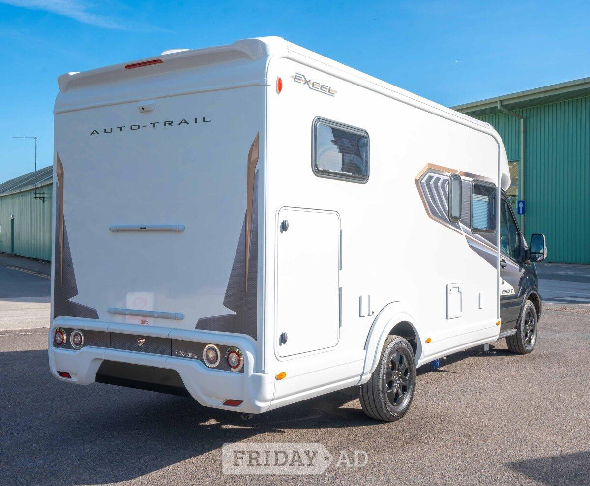 Auto-Trail Excel 690 Newark