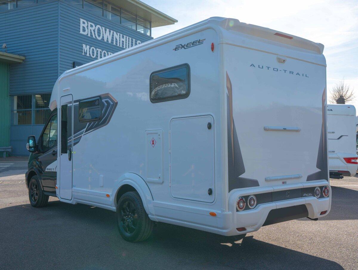 [3 berth ]Auto-Trail Excel 690