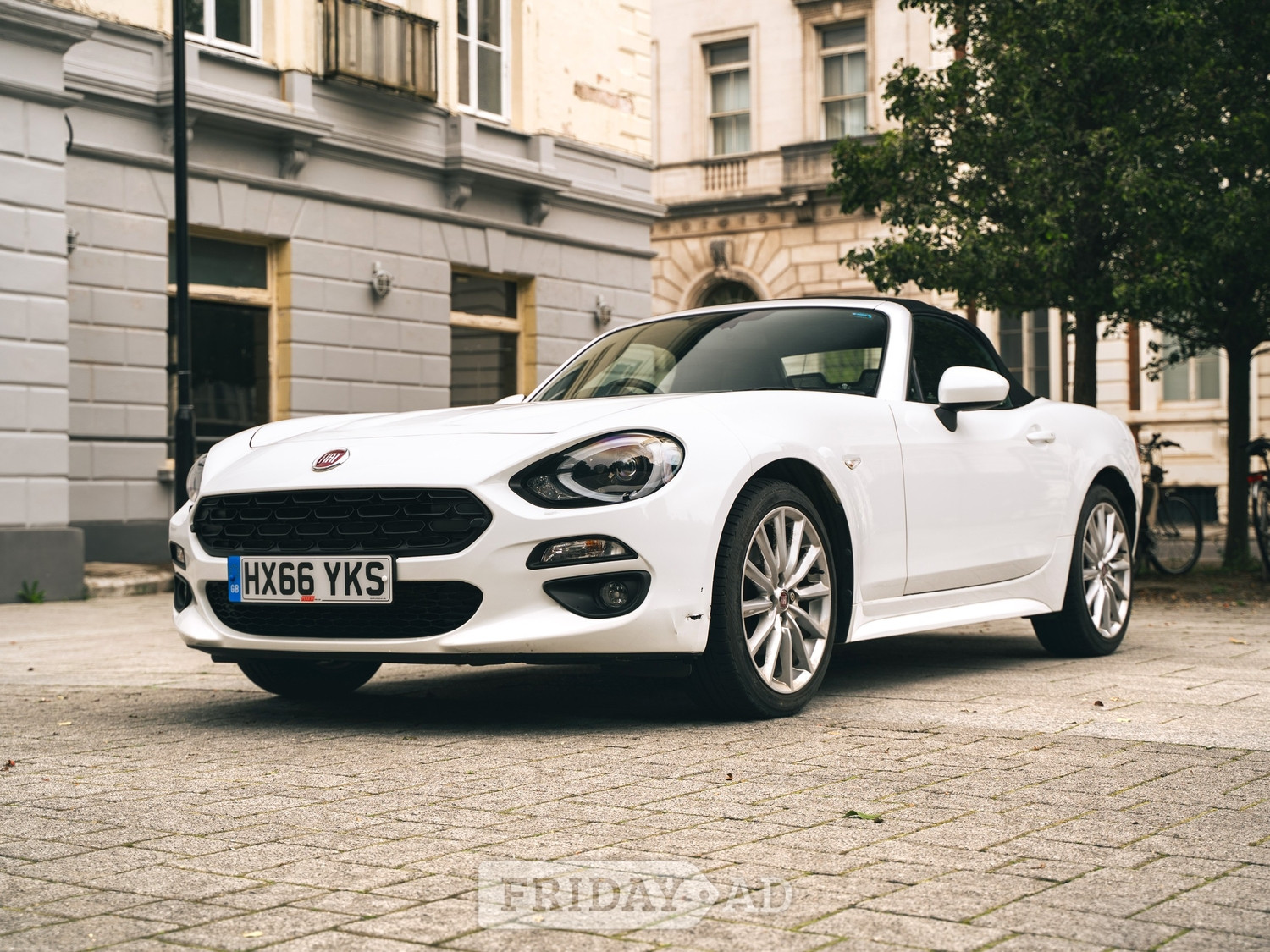Fiat 124 2016 - Cars in Southampton