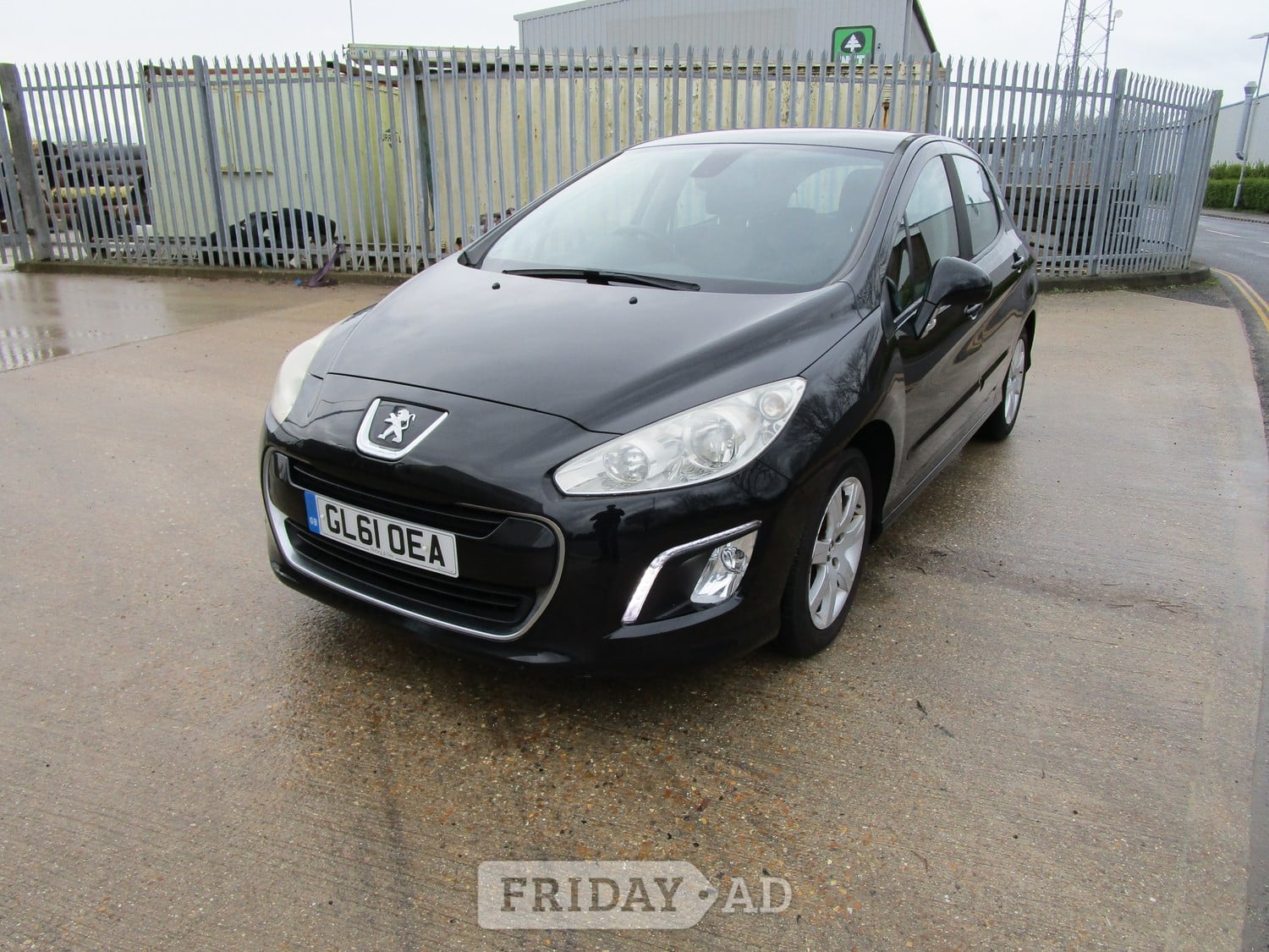 [ berth ]Peugeot 308