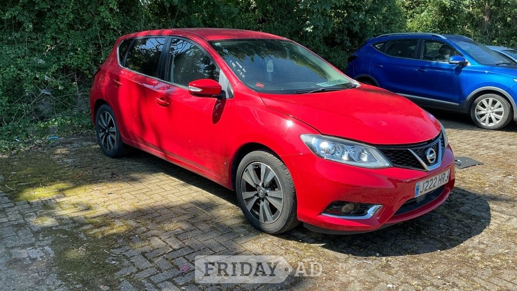 Nissan Pulsar 2015 in Hounslow