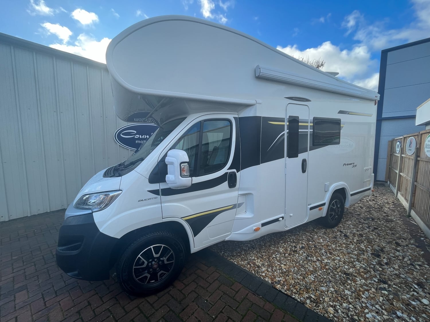 [ berth ]Benimar Primero P331