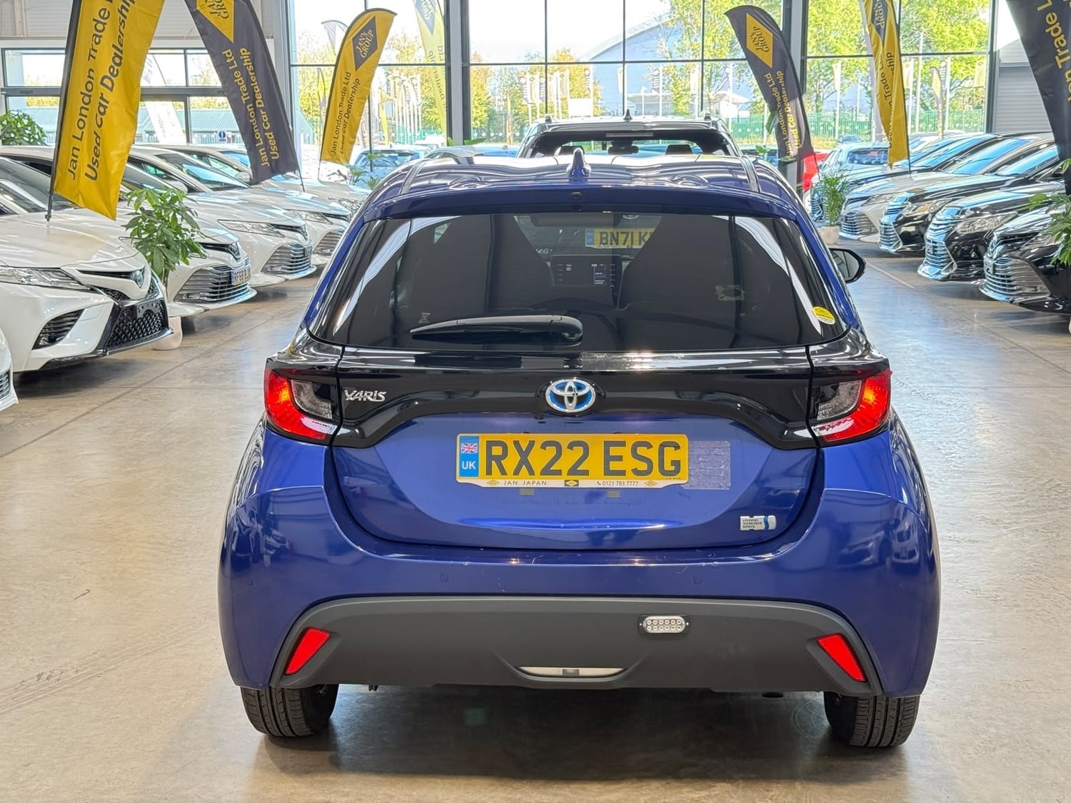 Toyota Yaris 2022 - Cars in Reading