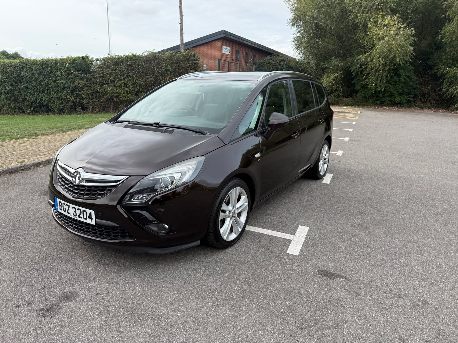 [ berth ]Vauxhall Zafira Tourer