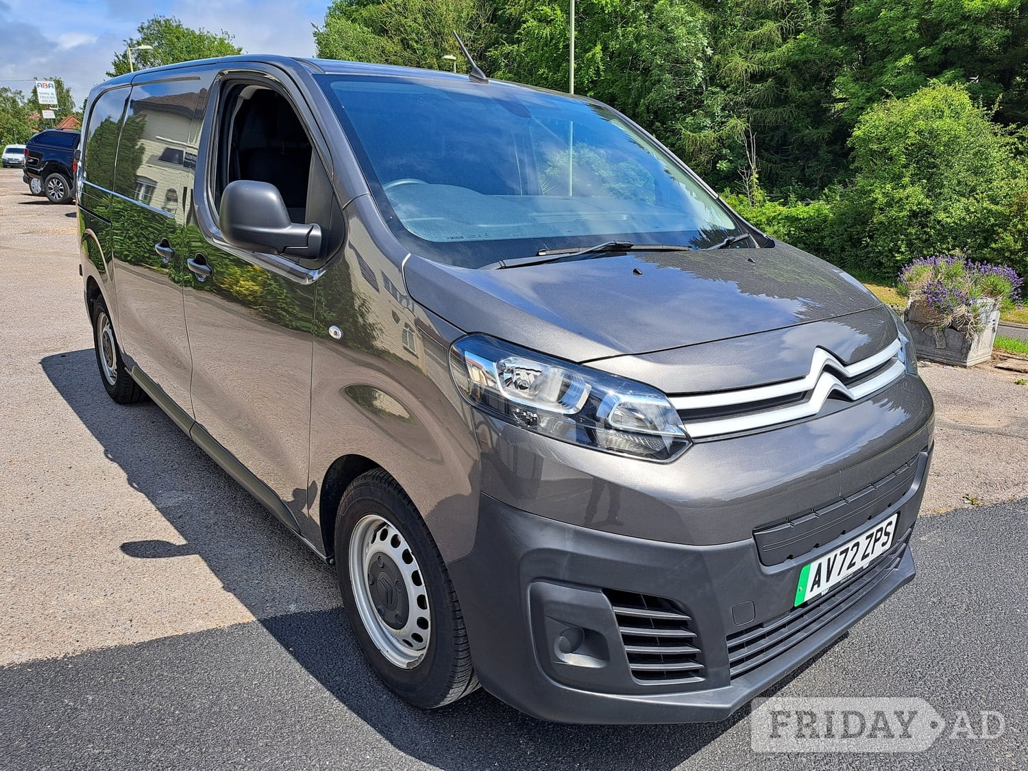 [ berth ]Citroen e-Dispatch