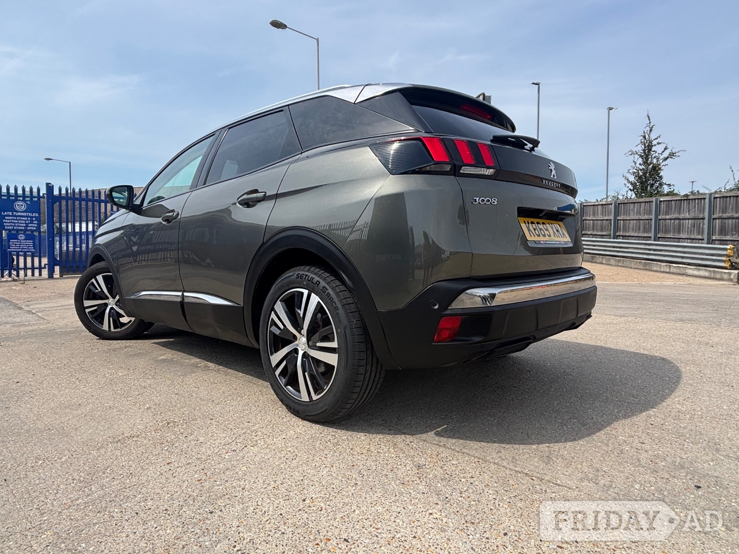 Peugeot 3008 2020 - Cars