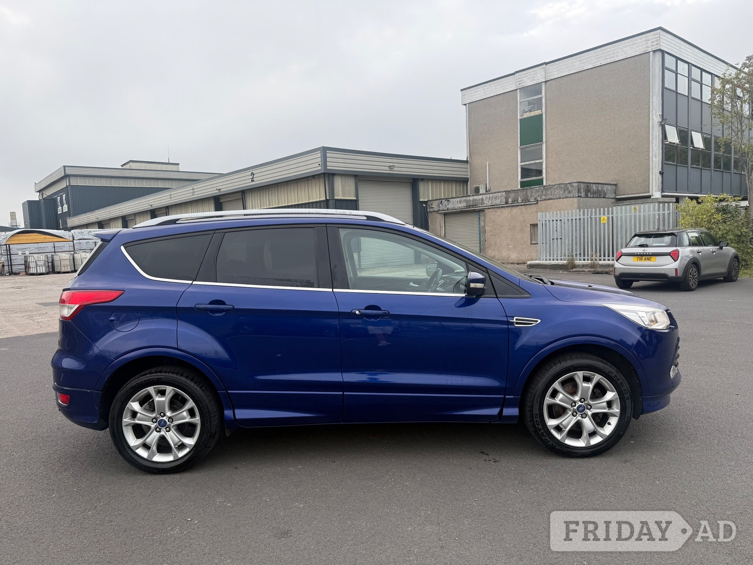 Ford Kuga 2016 - Cars in Livingston