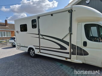 Equi-Trek Victory Peugeot Horsebox
