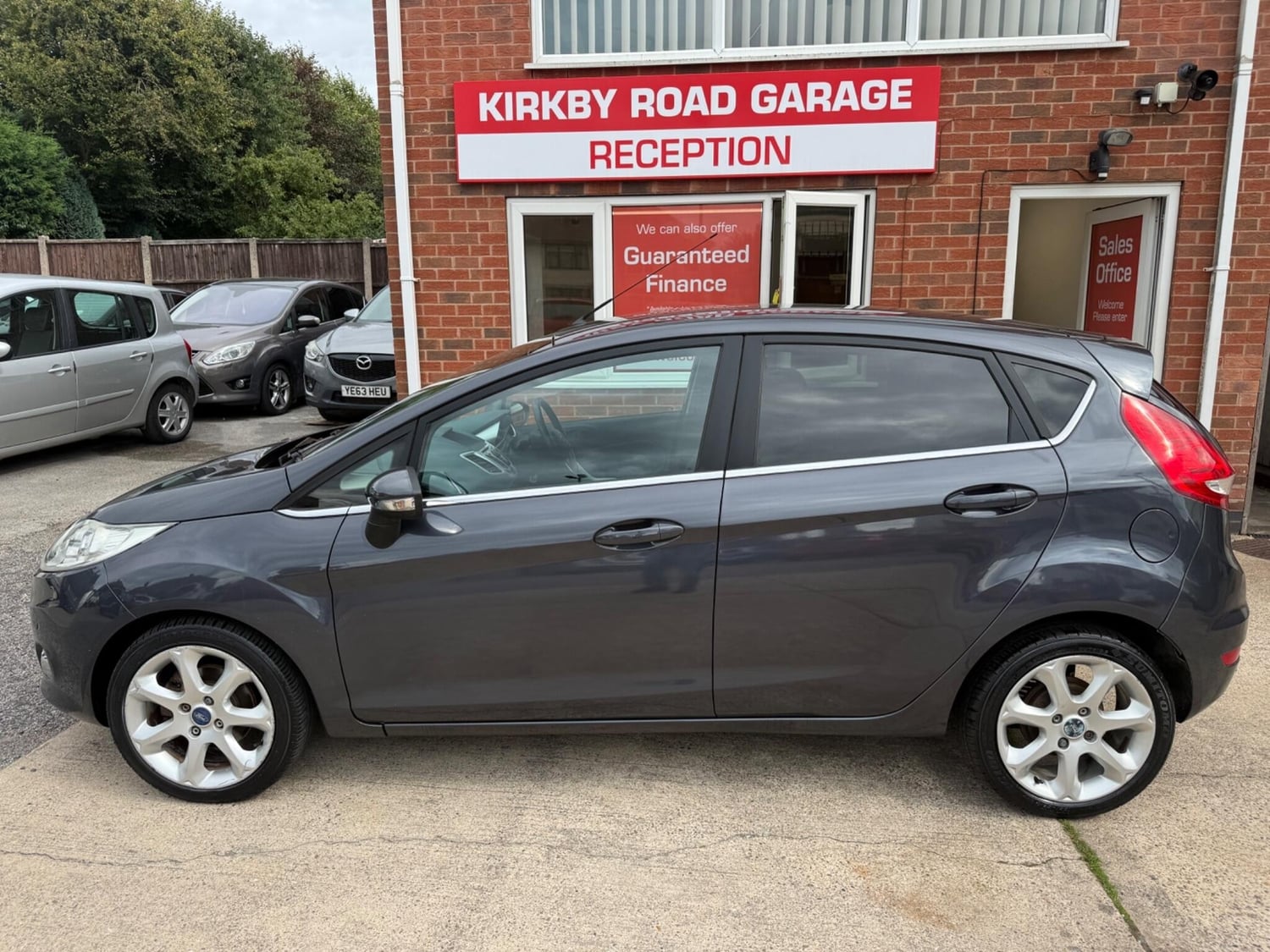 Ford Fiesta 2010 - Cars