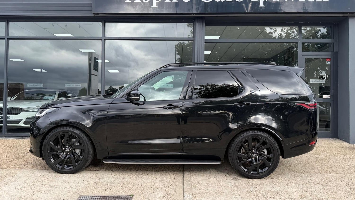 Land Rover Discovery 2021 - Cars in Ipswich