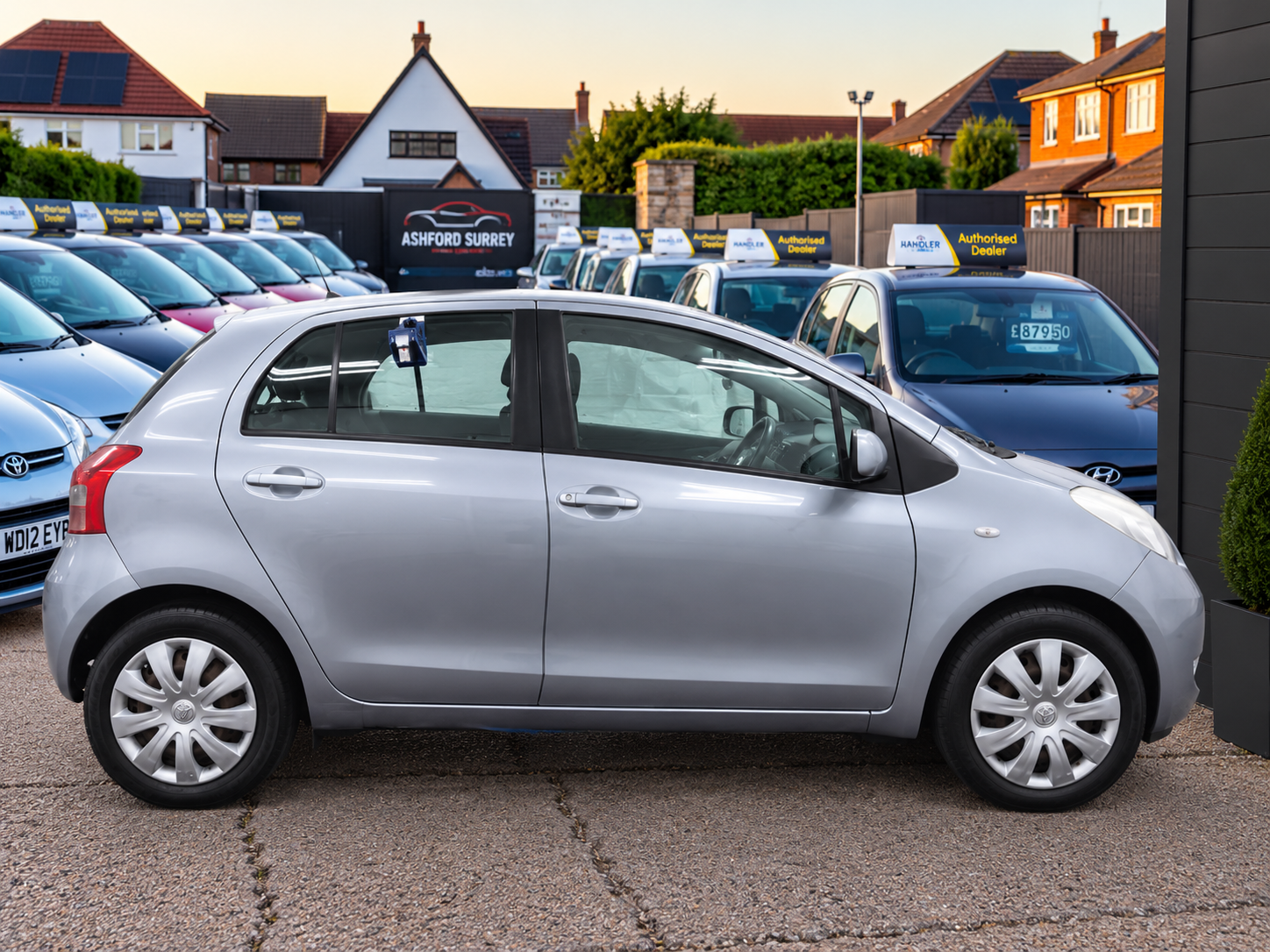 Toyota Yaris 2008 - Cars
