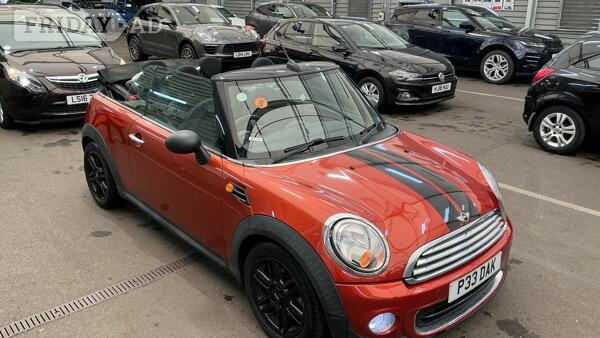 Mini Convertible 2012 - Cars