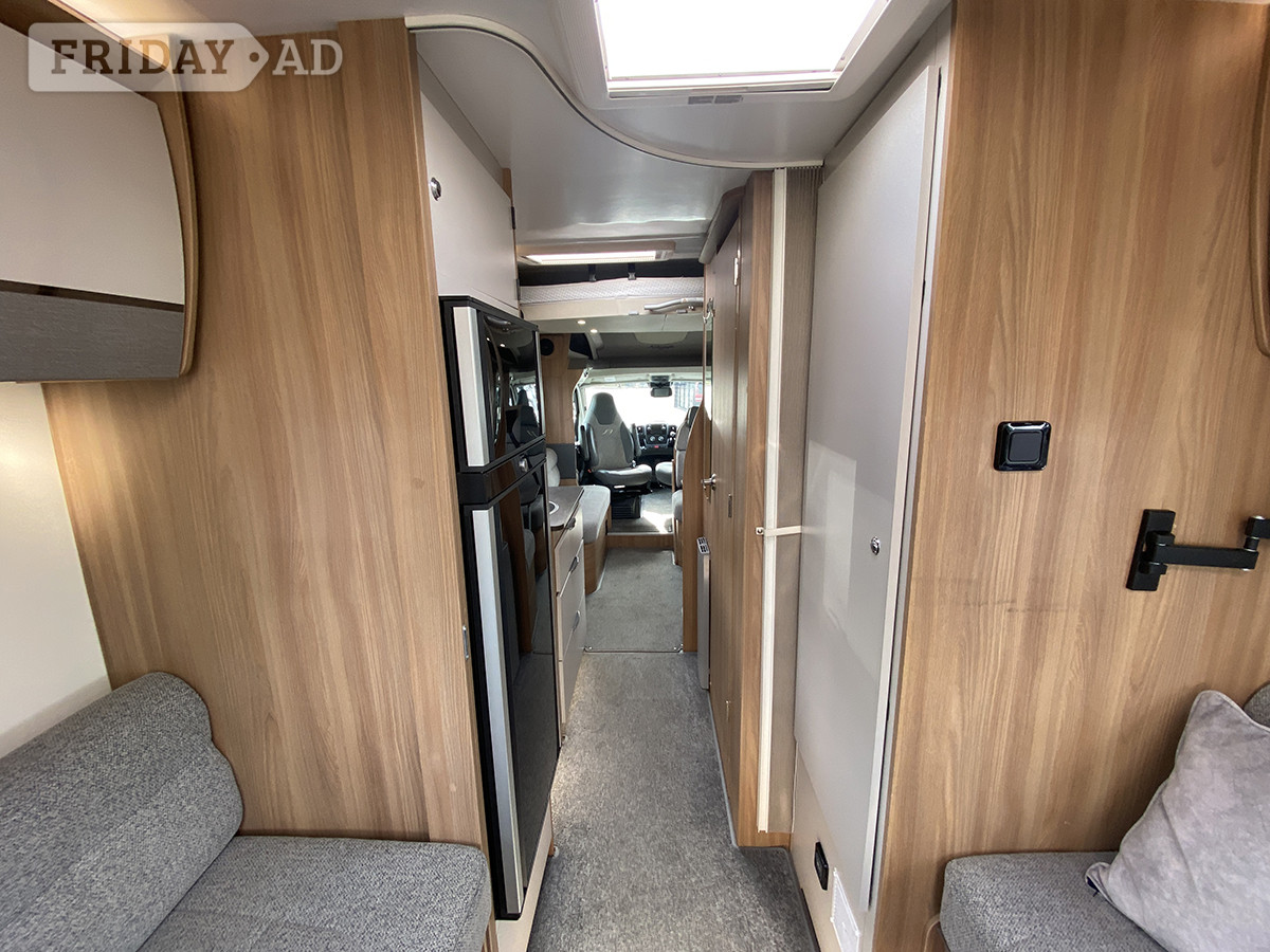 [6 berth ]Bailey Autograph 81-6