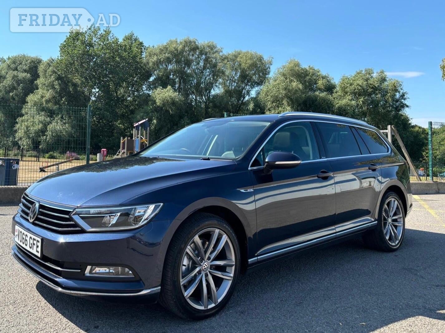 Volkswagen Passat 2016 in Leicester