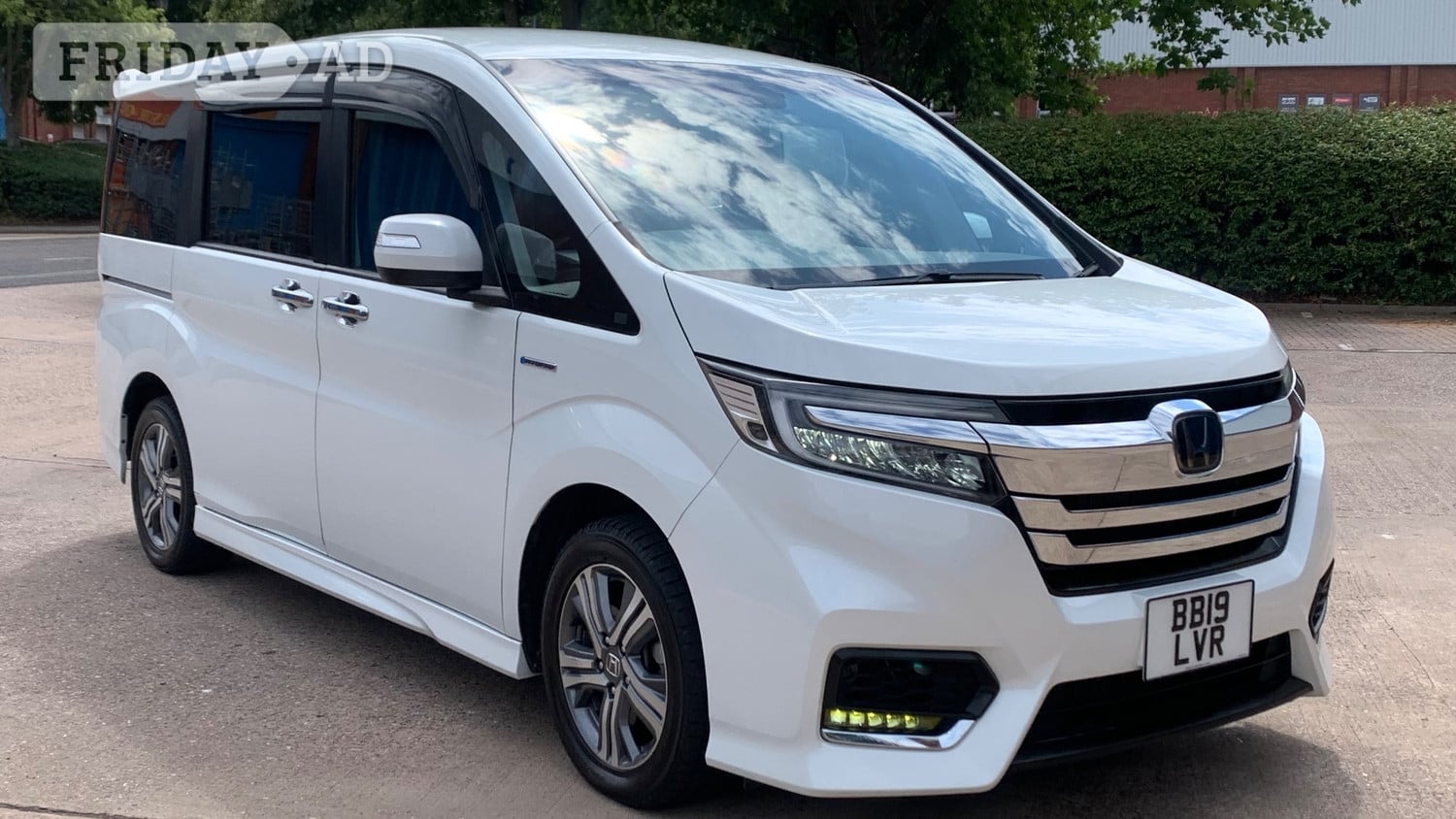 Honda StepWGN 2019 in Birmingham