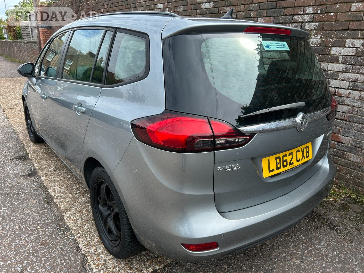 Vauxhall Zafira Tourer 2012 - Cars in Eastbourne