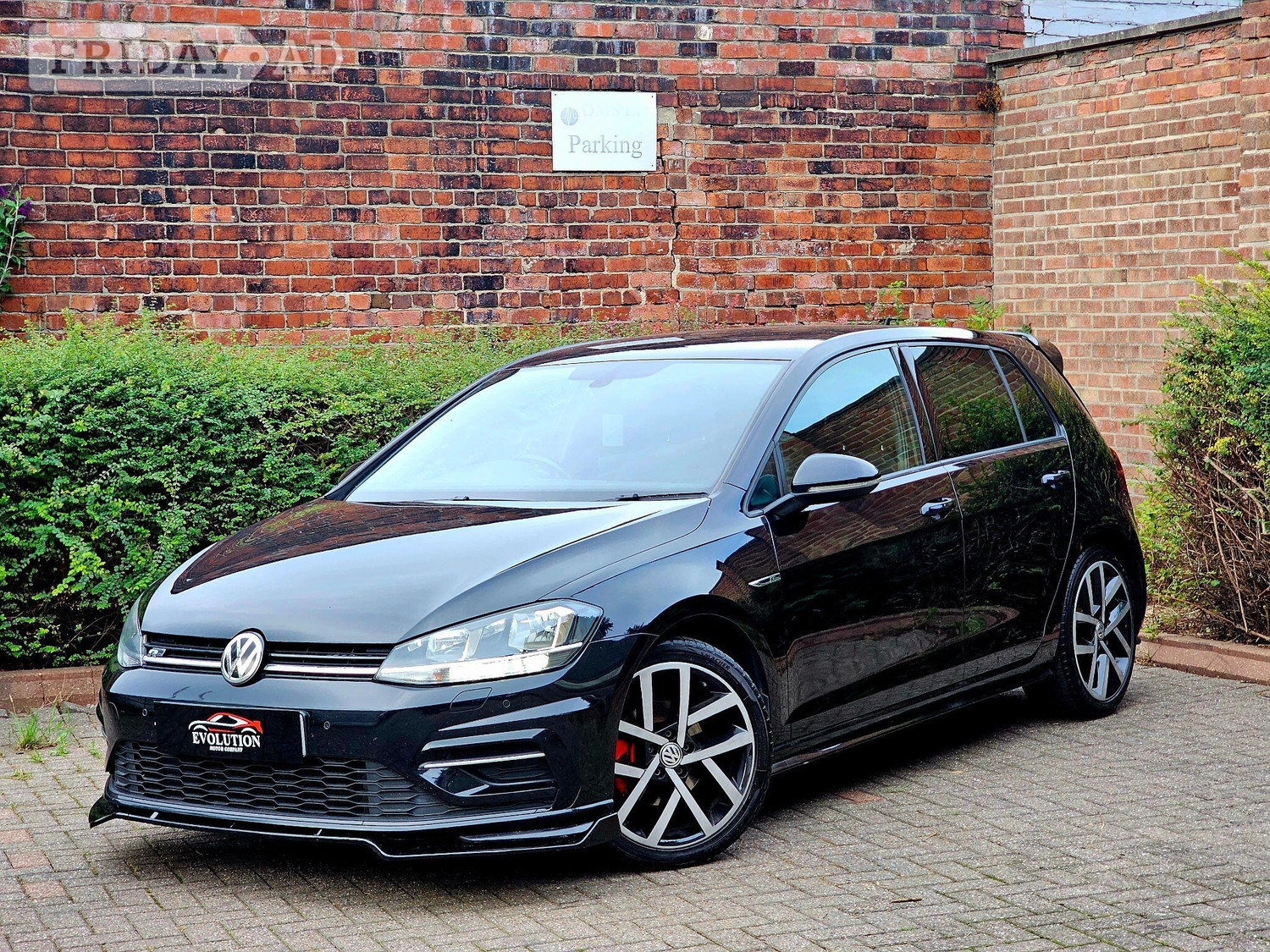 Volkswagen Golf 2017 - Cars in Sheffield