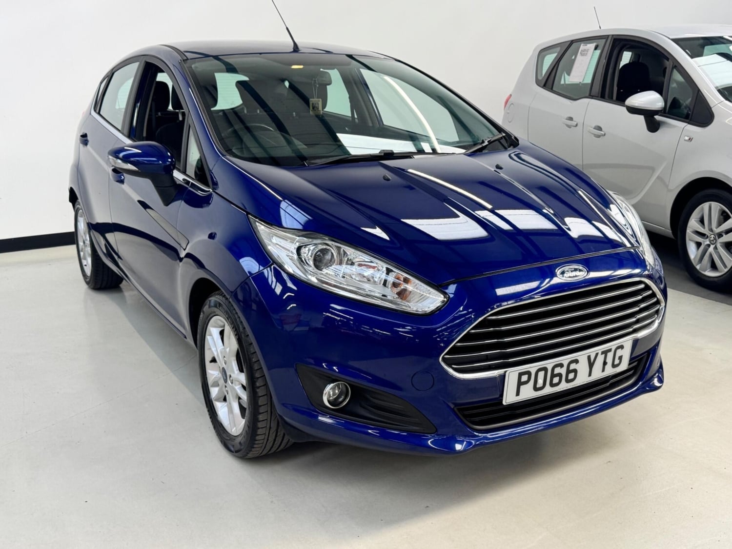 Ford Fiesta 2016 - Cars in Bolton