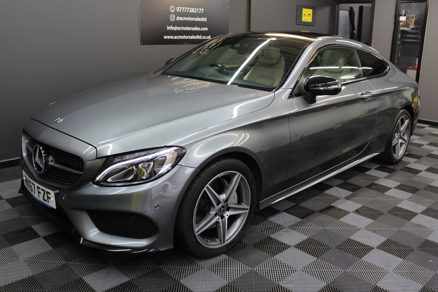 [ berth ]Mercedes-Benz C Class