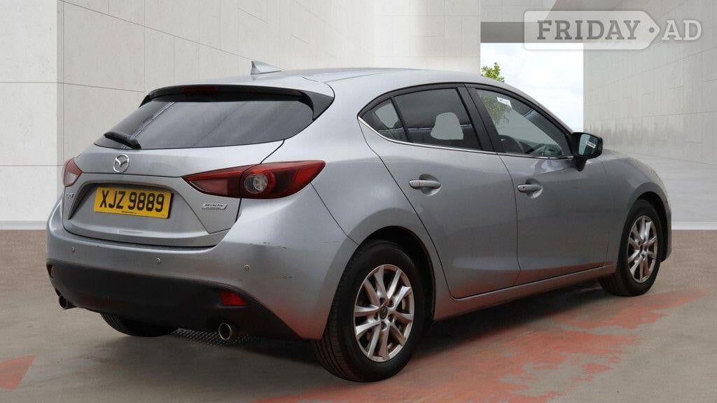 Mazda 3 2015 - Cars in Uxbridge