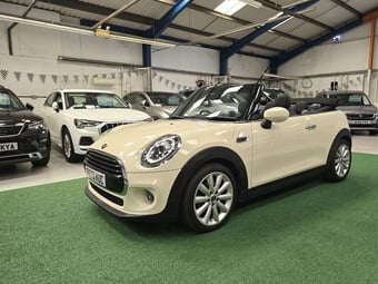 Mini Convertible 2020
