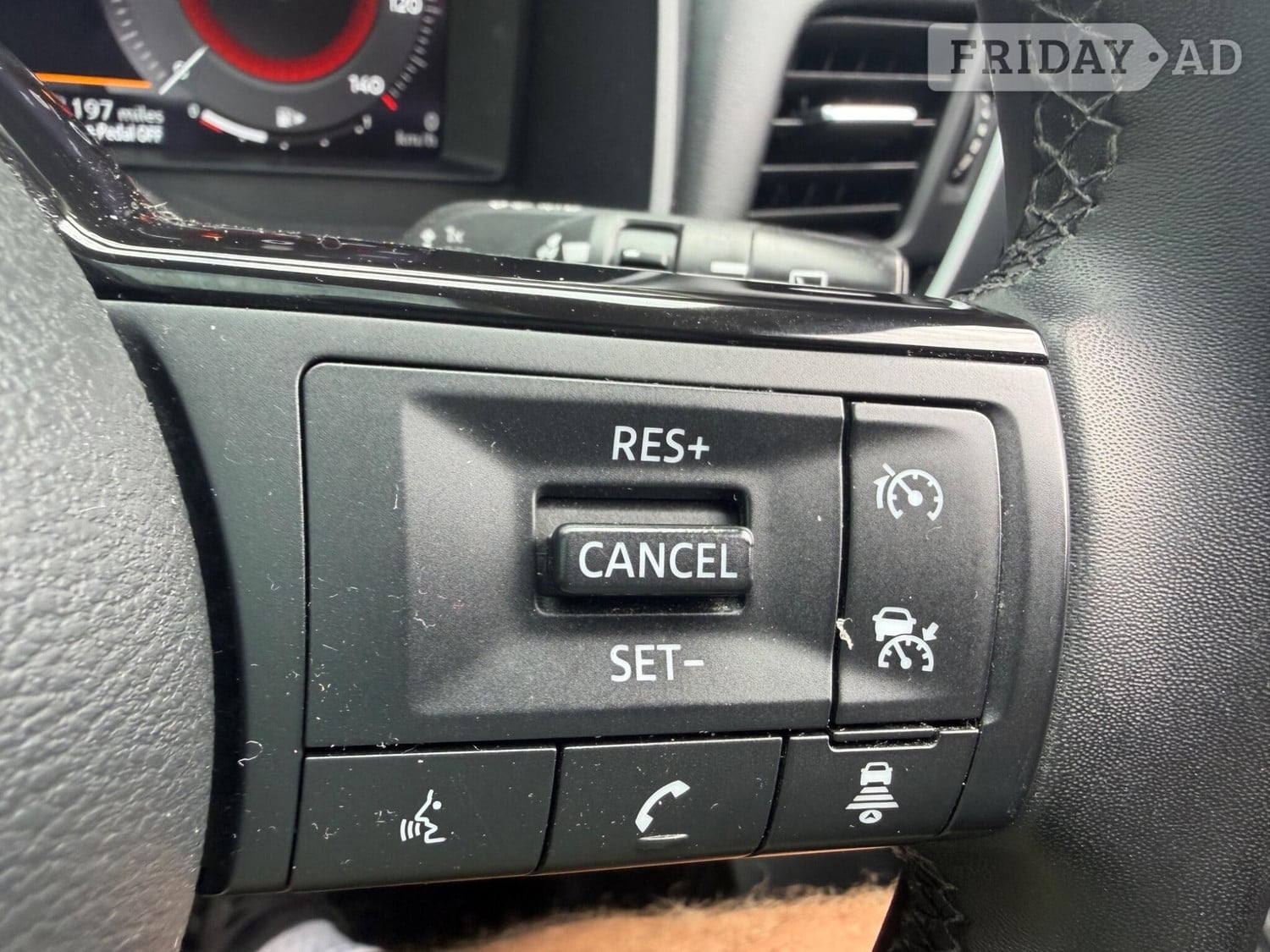 Nissan Qashqai 2023 - Cars