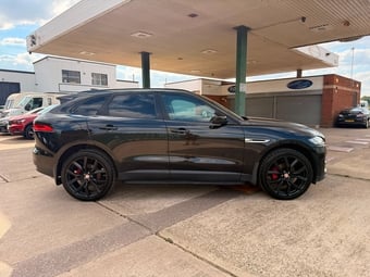 Jaguar F-Pace 2017