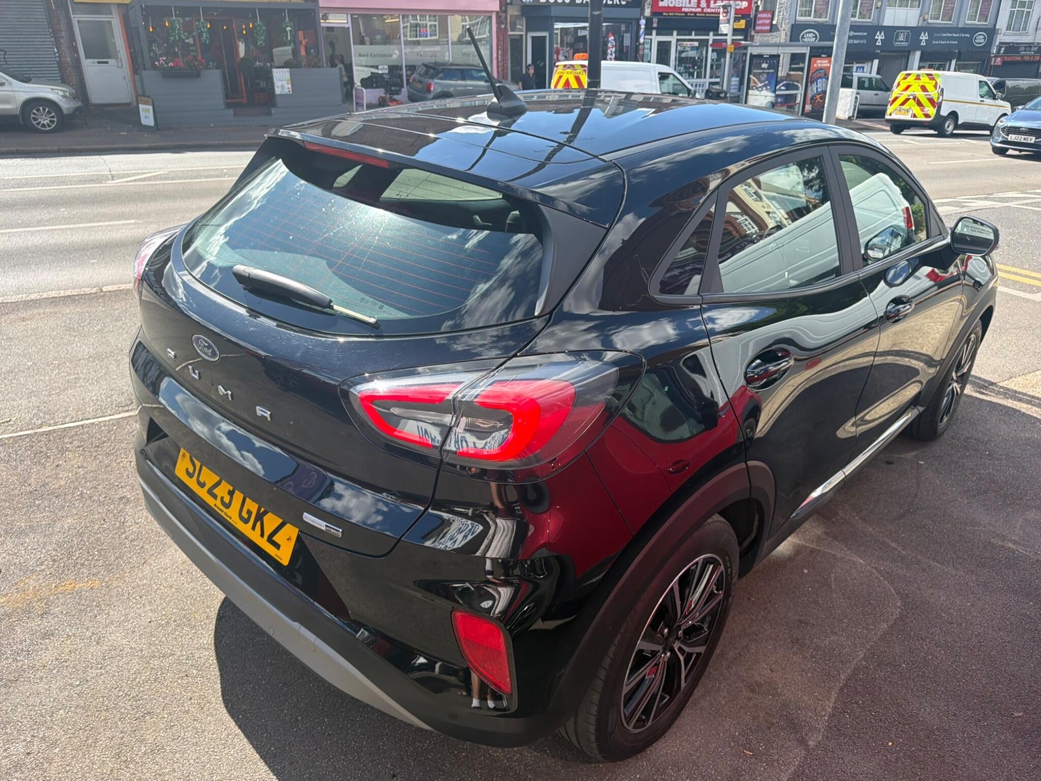 Ford Puma Sutton