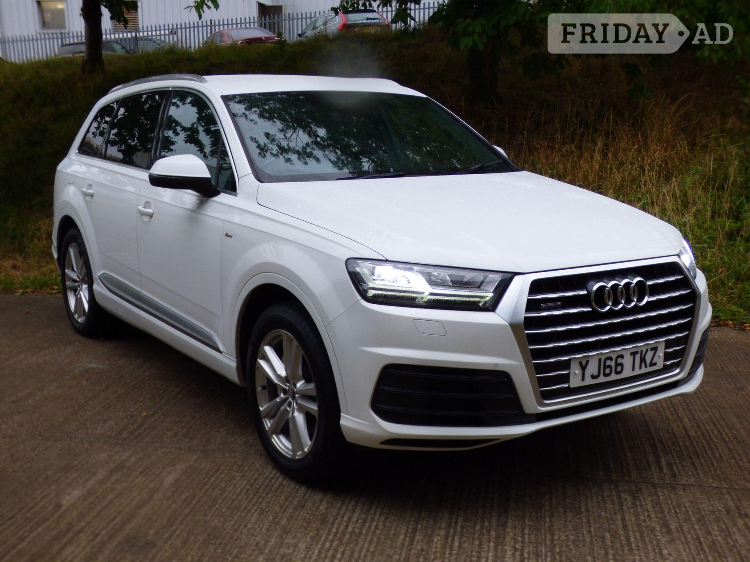 Audi Q7 2016 - Cars in Bradford