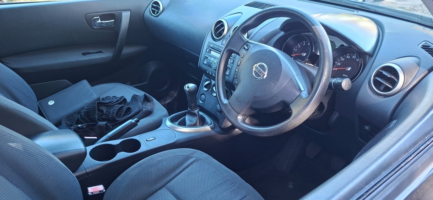 Nissan Qashqai 2007 - Cars