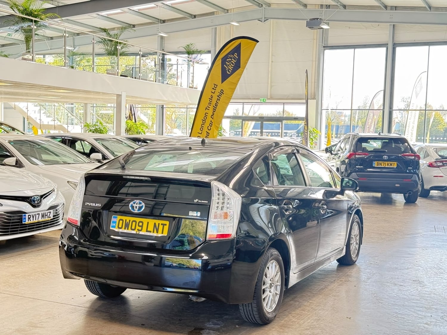 [ berth ]Toyota Prius