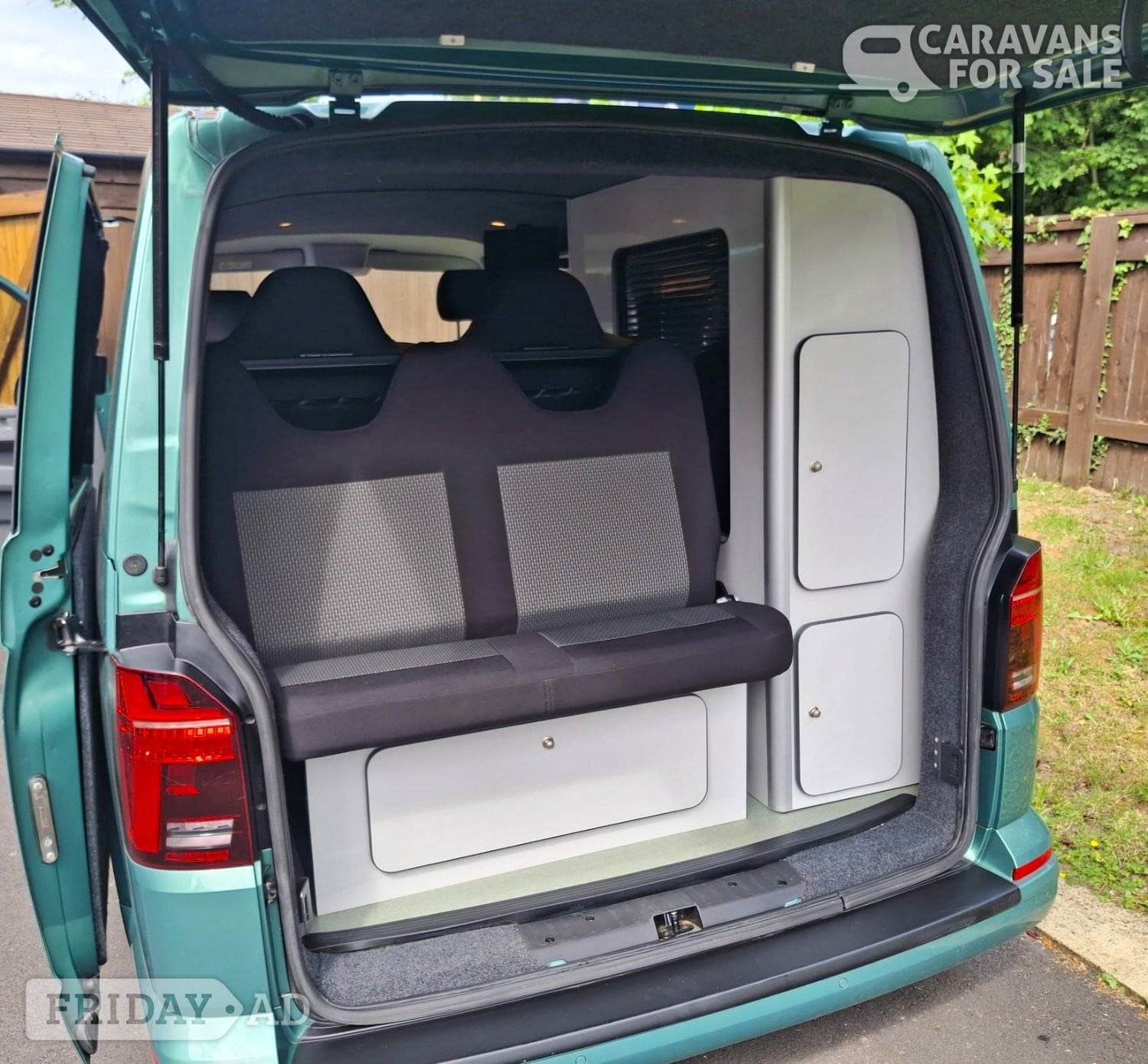 [ berth ]Volkswagen Transporter T6.1 Campervan Conversion