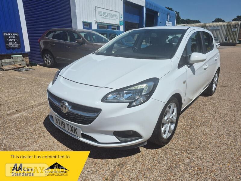 [ berth ]Vauxhall Corsa