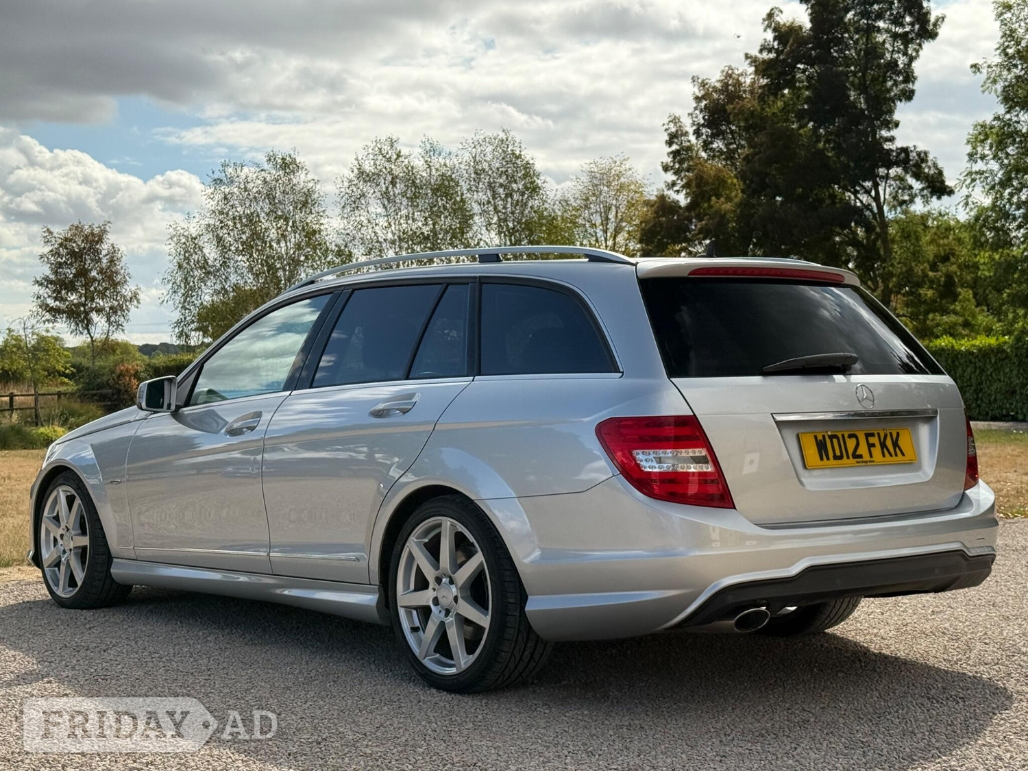 [ berth ]Mercedes-Benz C Class